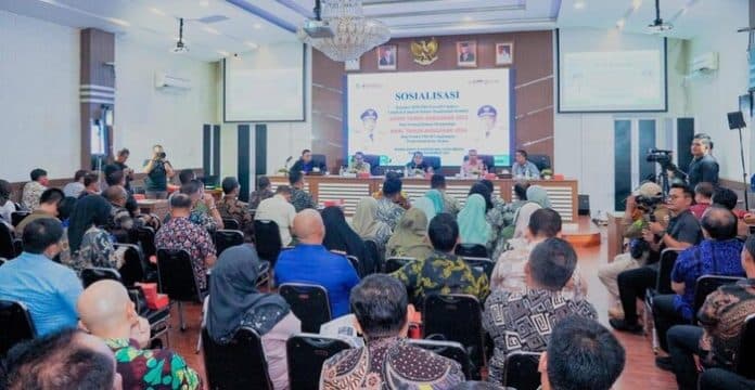 sosialisasi_regulasi_sdm_pbj_aulia_gunakan_produk_lokal