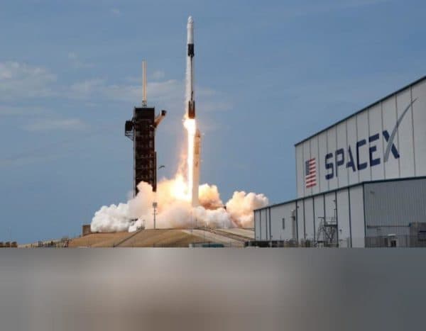 spacex_tunda_luncurkan_sistem_roket_starship_kedua