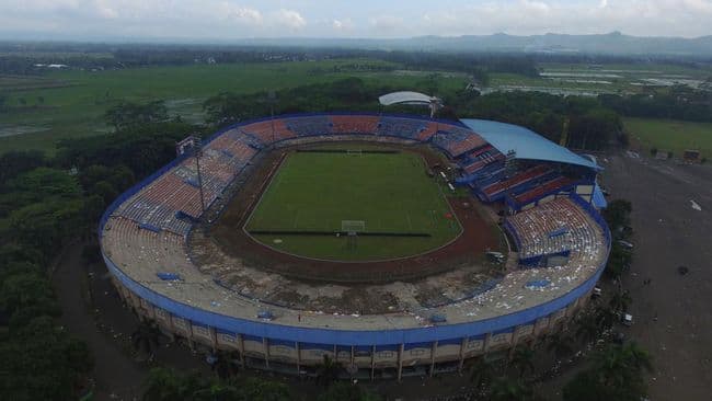 stadion_kanjuruhan_dibongkar_tanpa_izin_11_orang_diperiksa