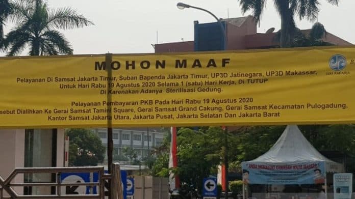 staf_meninggal_akibat_radang_paru_paru_gedung_samsat_jaktim_ditutup
