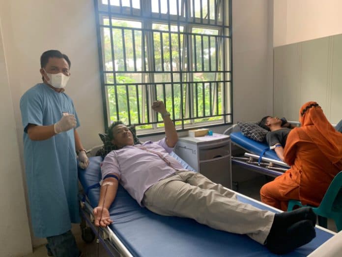 staf_udd_pmi_dairi_mundur_berjamaah_kadis_kesehatan_tugaskan_perawat_pelayanan_darah