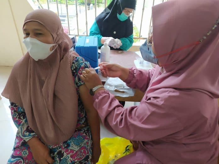 stok_vaksin_booster_di_siantar_tersedia_kembali_dinkes_terima_600_dosis