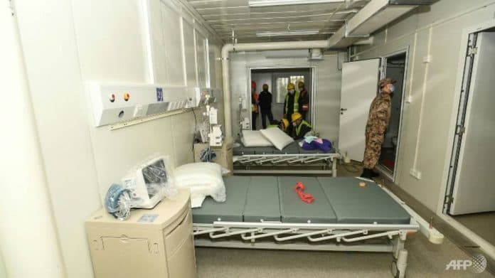 studi_baru_virus_corona_ditemukan_di_udara_4_meter_dari_pasien