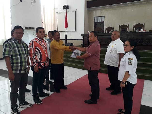suandi_apohman_sinaga_dipercaya_sebagai_ketua_pansus_lkpj_wali_kota_siantar
