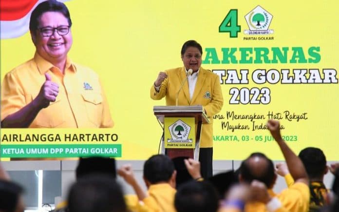 suara_golkar_menurun_airlangga_hartarto_diminta_mundur_dari_ketua_umum