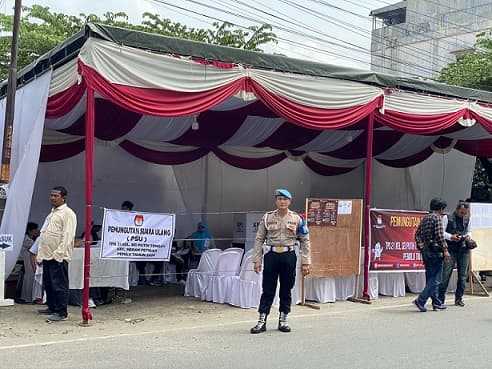 suasana_psu_di_tps_21_medan_petisah_terlihat_sunyi
