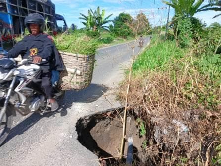 sudah_satu_tahun_lubang_besar_di_siantar_marimbun_belum_diperbaiki
