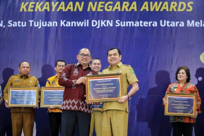 sukses_kelola_bmd_pemko_medan_raih_penghargaan_dari_djkn