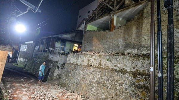 sumedang_diguncang_gempa_di_malam_tahun_baru_137_rumah_rusak