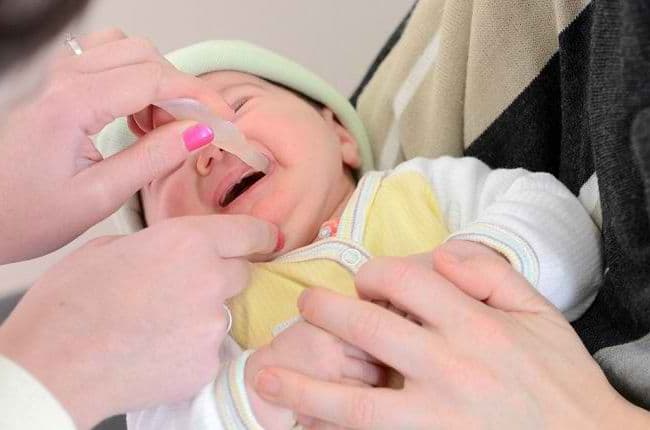 sumut_targetkan_111331_bayi_peroleh_imunisasi_tetes_rotavirus