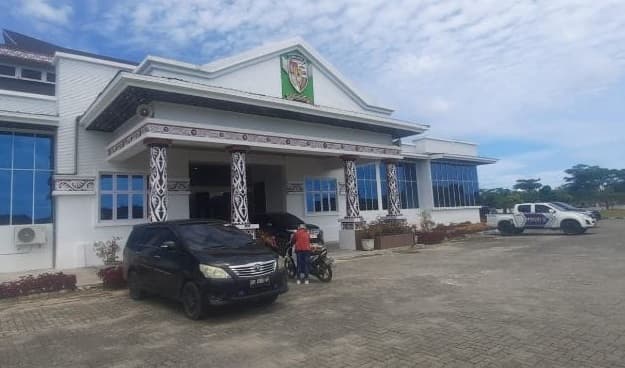surat_edaran_wfh_menpan_rb_asn_dan_honorer_pemkab_simalungun_terima_undangan_apel