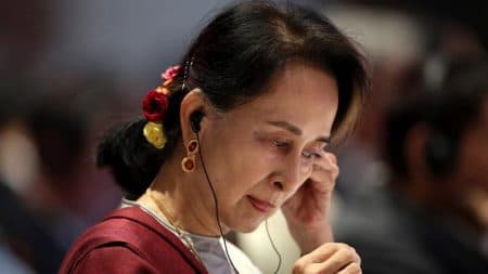 suu_kyi_pertama_kali_bersaksi_di_sidang_junta_myanmar