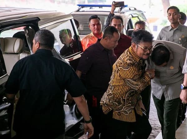 syahrul_yasin_limpo_masih_kader_aktif_partai_nasdem