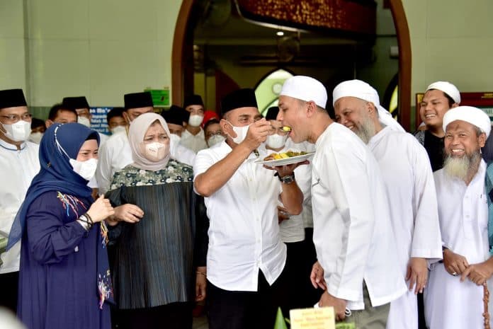 syukuran_hari_lahir_wagub_musa_rajekshah_tokoh_agama_sebut_edy_ijeck_seperti_gigi_dan_lidah