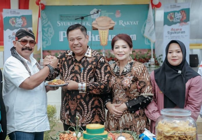 syukuran_hut_pujakesuma_dairi_bupati_eddy_berutu_keberagaman_mempererat_persaudaraan