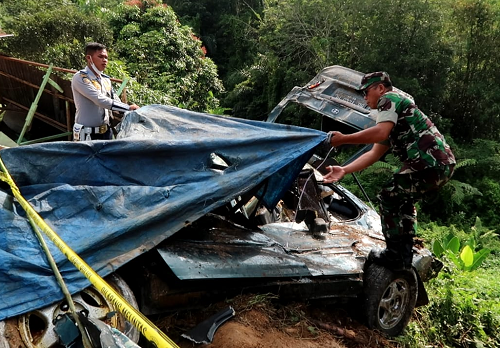 tabrakan_maut_di_tapsel_polisi_belum_mengamankan_sopir_tangki_cpo