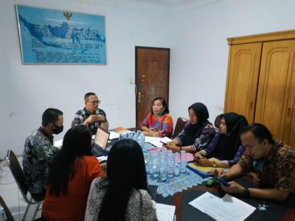 tahan_kk_warga_karena_tersinggung_kadisdukcapil_binjai_diperiksa_ombudsman
