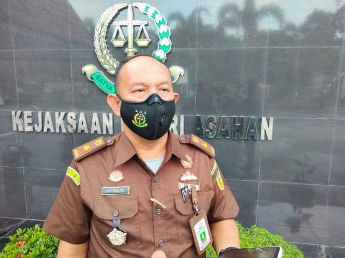 tahanan_kejari_asahan_kabur_saat_hendak_dititip_ke_lapas