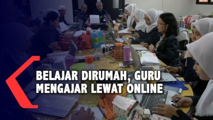 tahun_ajaran_baru_siswa_di_medan_masih_belajar_lewat_online