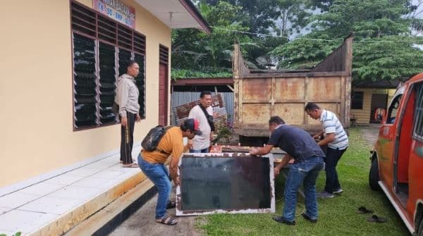 tak_ada_yang_ditangkap_saat_polisi_gerebek_lokasi_judi_di_tanah_jawa