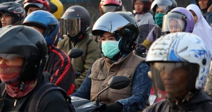 tak_gunakan_masker_warga_harus_menginap_di_karantina