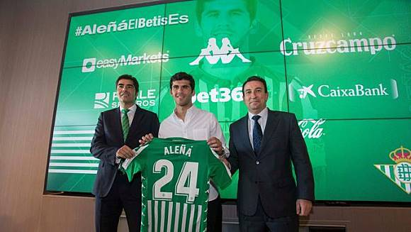 tak_ingin_kembali_ke_barca_carles_alena_senang_di_real_betis