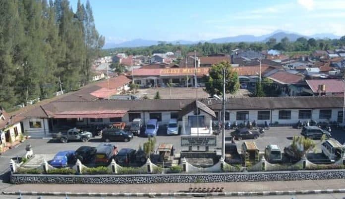 tak_juga_tuntas_penyidik_polres_karo_saran_korban_berikan_uang_ke_jaksa