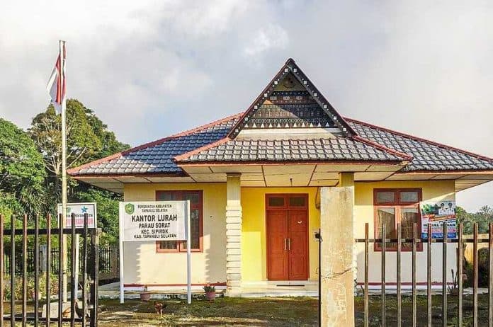 tak_sepaham_dukung_paslon_di_tapsel_oknum_lurah_potong_honor_kepling