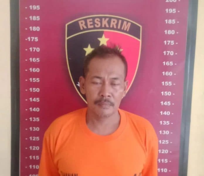 tak_terima_dinikahi_pria_lain_jahwadi_bacok_pacar_mantan_istri