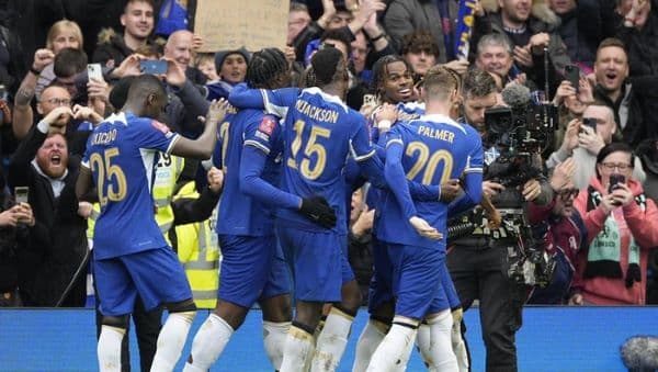 taklukkan_leicester_city_4_2_chelsea_melenggang_ke_semifinal_piala_fa