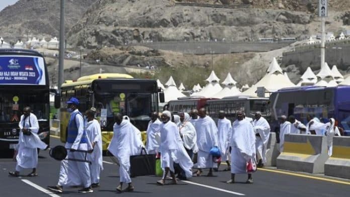 taksi_terbang_angkut_jemaah_haji_umrah_di_arab_saudi_bakal_dioperasikan