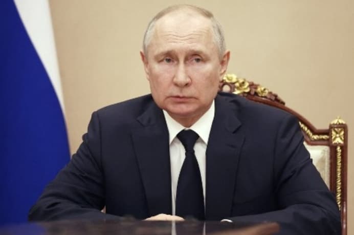 tampak_emosi_putin_berkomentar_pasca_nyaris_dikudeta_tentara_bayaran