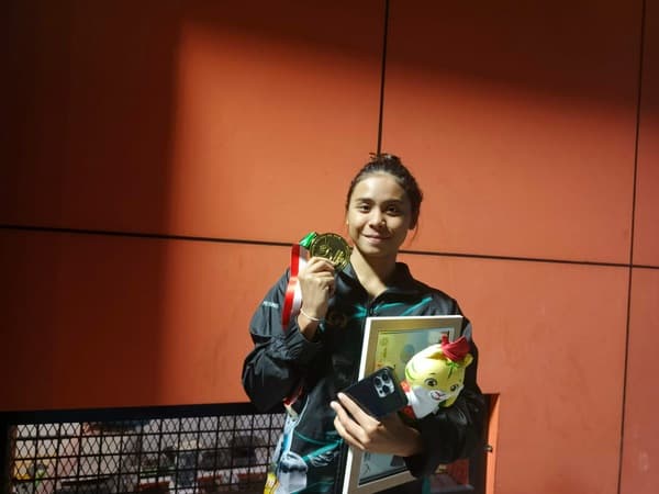 tampil_apik_di_pon_perenang_sulteng_berlabel_olimpiade_apresiasi_kolam_selayang