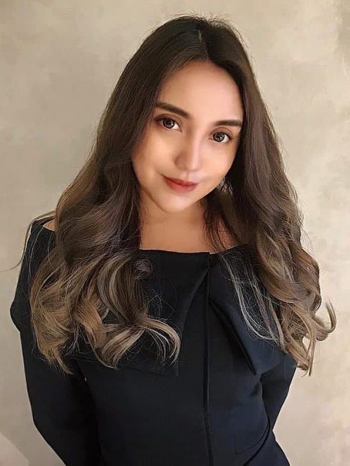 tampil_seksi_salmafina_sunan_bikin_salah_fokus