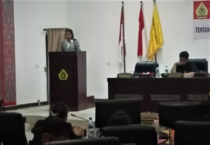tanggapan_perorangan_dprd_samosir_menjadi_laporan_pengaduan_kepada_aph