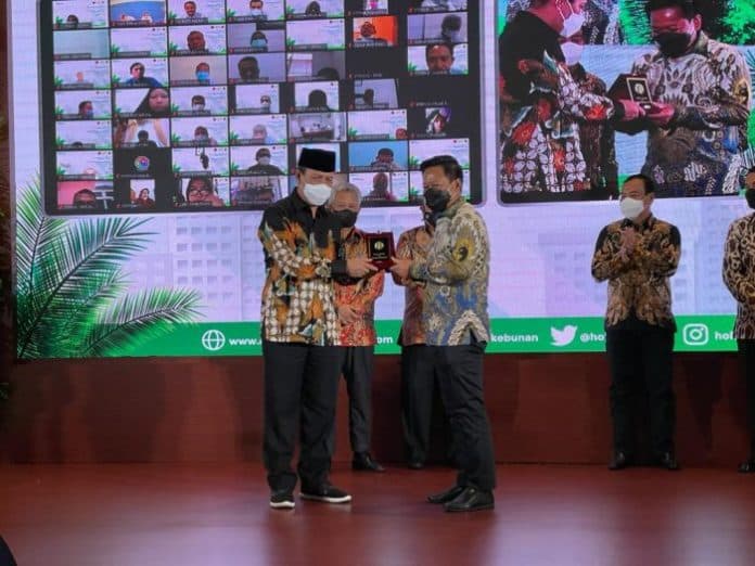 tangkal_paham_radikalisme_usu_bersama_bnpt_dan_ptpn_holding_teken_mou