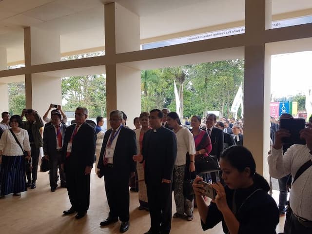 tarian_tortor_warnai_pembukaan_rapat_pendeta_hkbp