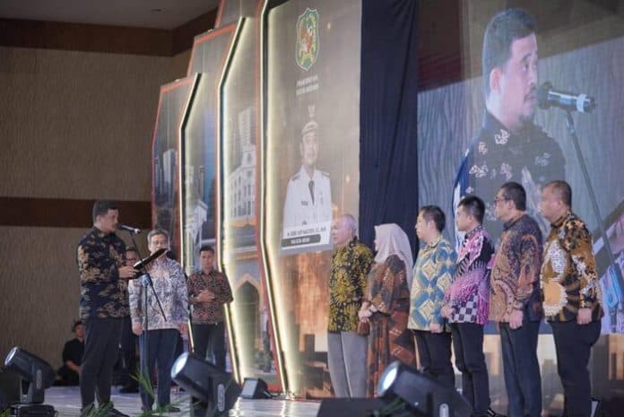 tarik_investor_masuk_wali_kota_medan_bobby_janji_beri_insentif_pengurangan_pajak