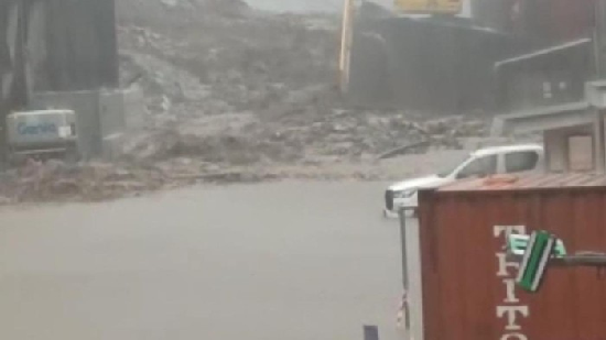 tembagapura_diterjang_banjir_dan_longsor_13_karyawan_pt_freeport_terjebak