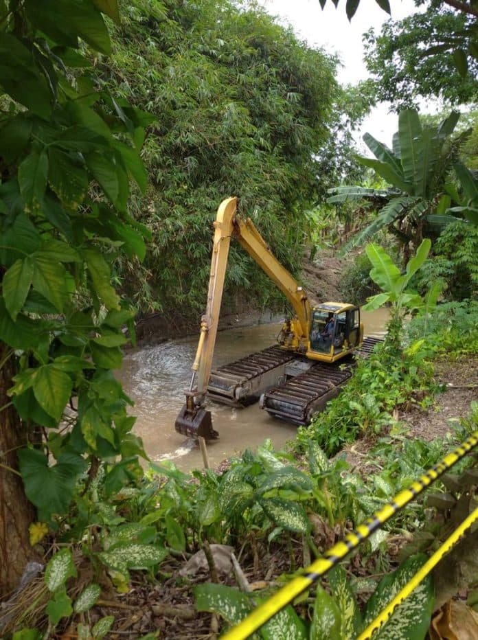 tembok_pembatas_di_tpu_kristen_simalingkar_b_segera_dibangun