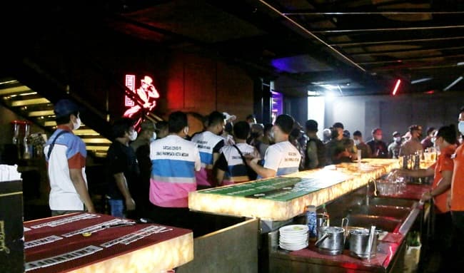 tempat_hiburan_malam_di_medan_kembali_dirazia