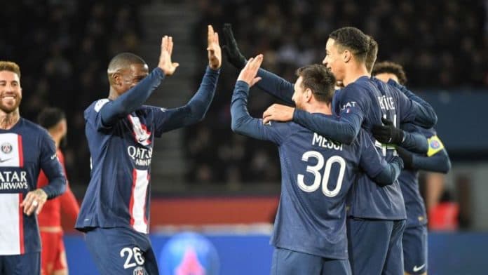 tendangan_messi_dan_hugo_tumbangkan_angers_2_0_di_liga_prancis