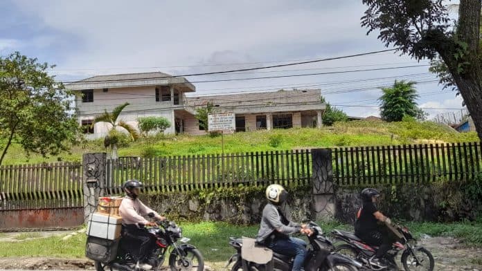 tengkorak_mr_x_di_jalan_asahan_dibawa_ke_rs_bhayangkara_untuk_diautopsi