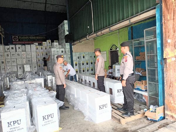 terbentur_anggaran_polri_hanya_awasi_12_tps_luar_negeri