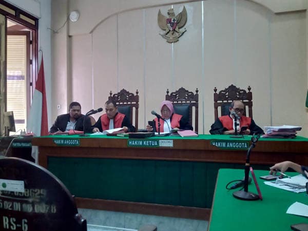 terbukti_jual_sabu_ke_polisi_2_warga_sergai_dihukum_9_tahun_penjara