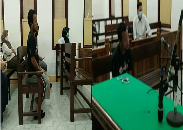 terdakwa_pelempar_alquran_menangis_dipersidangan