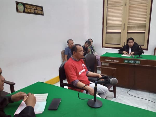 terdakwa_penipuan_rp700_juta_modus_janjikan_proyek_uinsu_dituntut_41_bulan_penjara