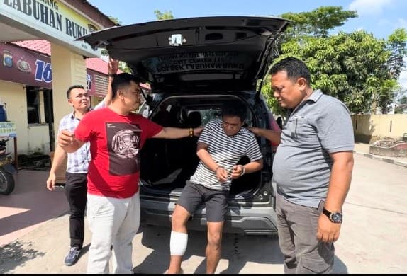 terekam_cctv_penjambret_seorang_irt_di_tanjungtiram_ditangkap_polisi