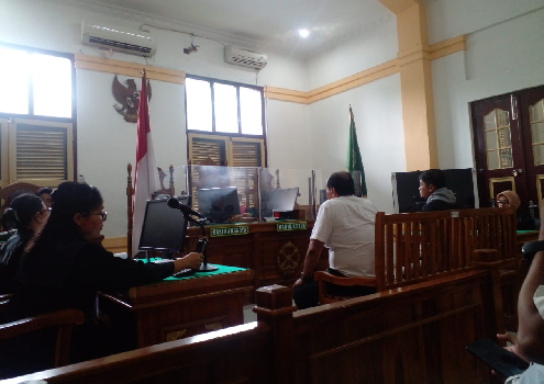 tergiur_jual_sabu_warga_medan_barat_jadi_pesakitan_di_pn_medan