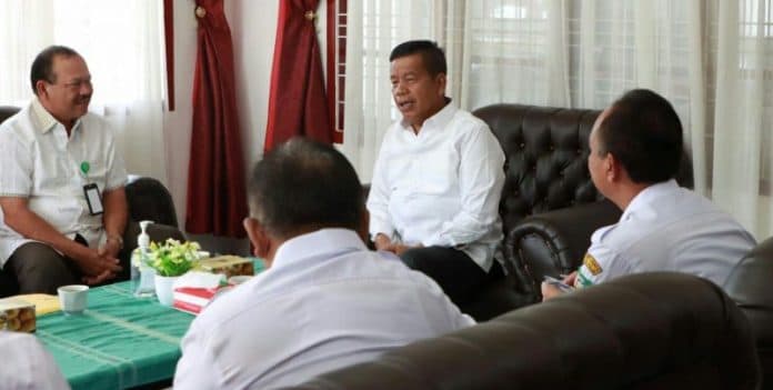 terima_audensi_pt_inhutani_bupati_pemkab_simalungun_sambut_baik_investor_dan_investasi